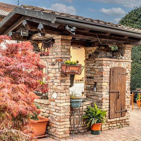 Agriturismo Pozzo Fiorito Castiglione Delle Stiviere Exterior photo