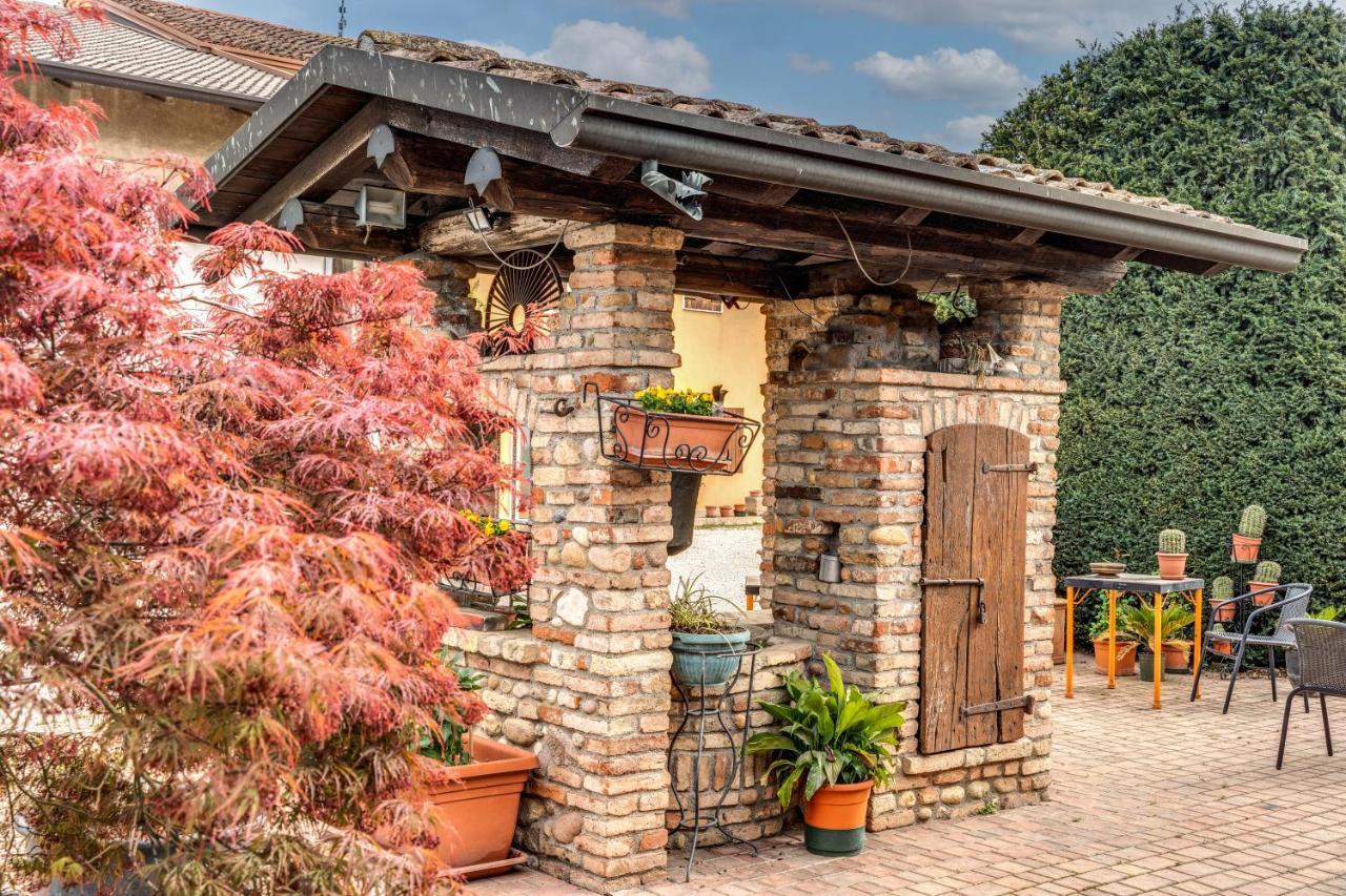 Agriturismo Pozzo Fiorito Castiglione Delle Stiviere Exterior photo