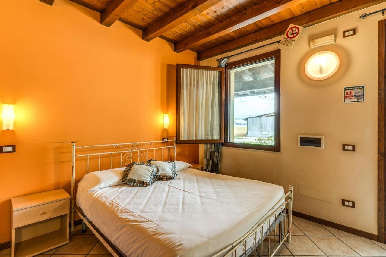 Agriturismo Pozzo Fiorito Castiglione Delle Stiviere Exterior photo